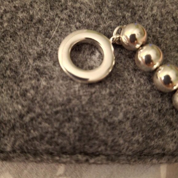 Sterling Silver Bead Bracelet 8 Inches - Picture 7 of 8